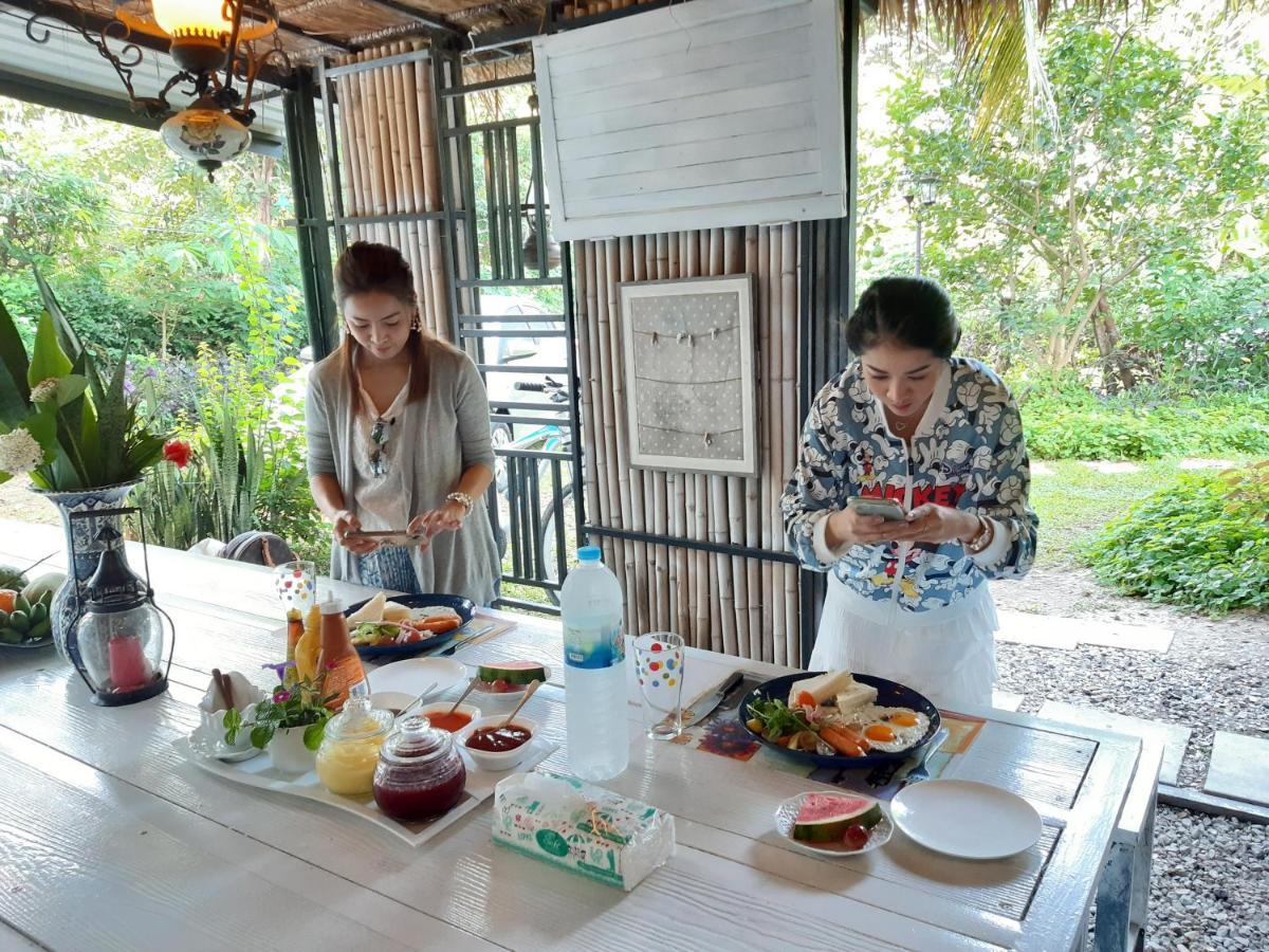 Village Homestay Udon Thani Exteriér fotografie